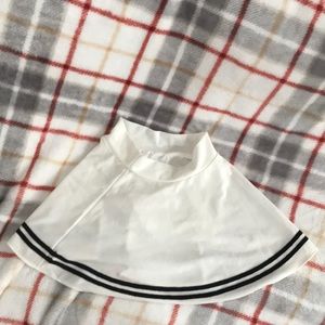 White skirt with black stripes from sanrense
